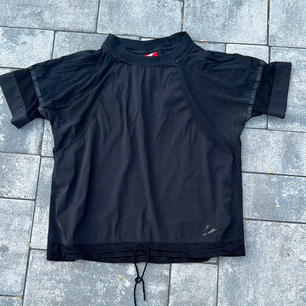 NIKE tee